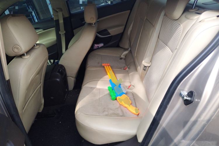 Used Buick Regal 2014 2.0L Leading Fashion Edition