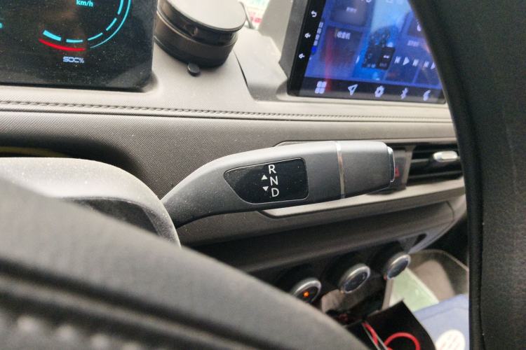 Used JMC E Fushun 2025 Model, Open Window Version, 53.58 kWh, Mid-axle, Low-roof