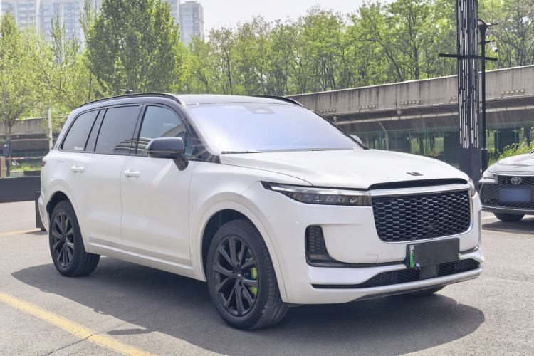 Used Li Auto ONE 2021 Extended-Range 6-Seater Version Exterior 2