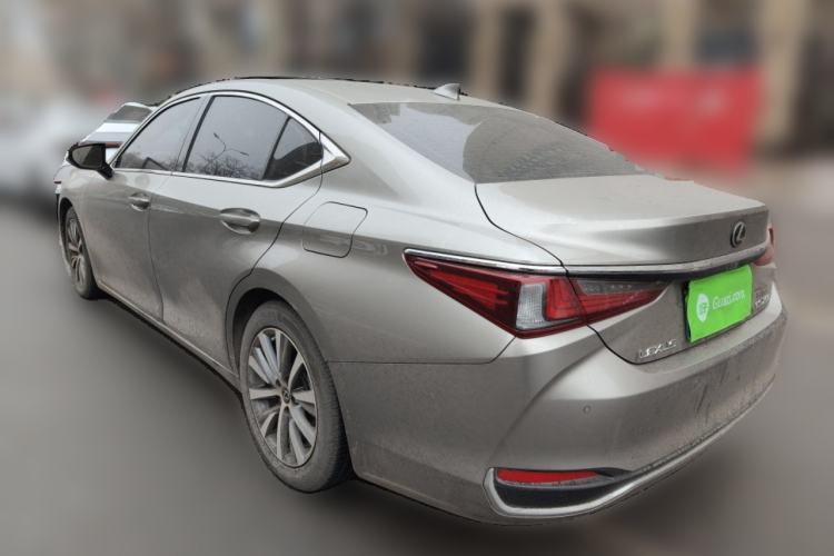 Used Lexus ES 2020 260 Excellence Edition Rear Left 45 Deg