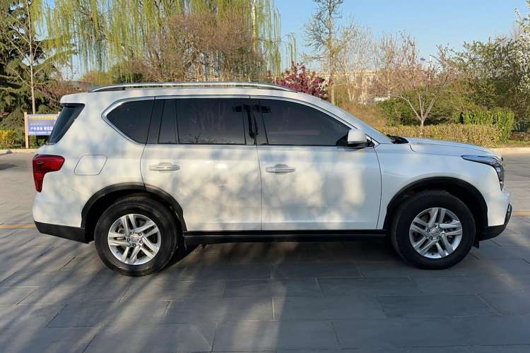 Used GAC Trumpchi GS7 2017 280T Two-Wheel Drive Luxury Model
