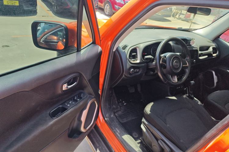 Used Jeep Renegade 2017 180T Automatic Jingneng Edition Driver Seat