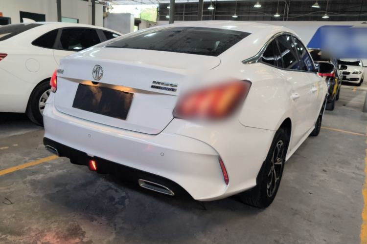 Used MG 5 2021 180 DVVT CVT Youth Luxury Edition
