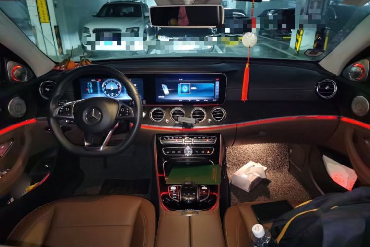 Used Mercedes-Benz E-Class 2016 E 300 L Sporty and Stylish Model
