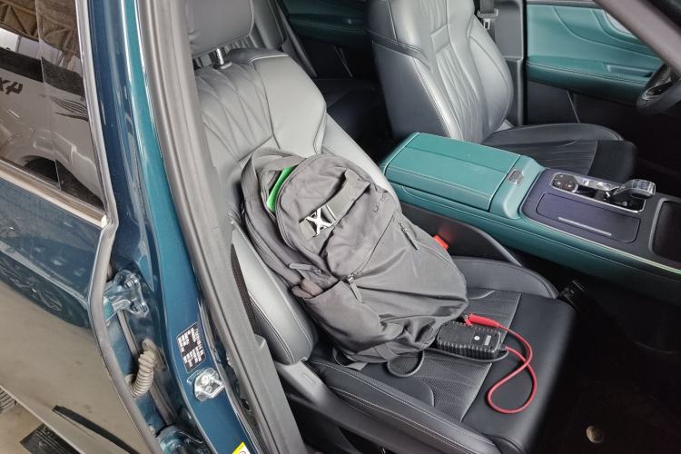 Used GAC Trumpchi GS8 2022 Linghang Series 2.0 TGDI Two-Wheel-Drive Luxury Smart Connectivity Version (7 Seats) Right Front Seat