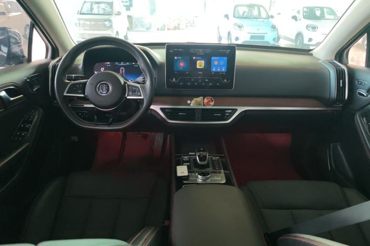 Used BYD Tang New Energy 2018 DM 2.0T All-Wheel Drive Smart Connectivity Enjoyment Model 5 Seats China V Emission Standard