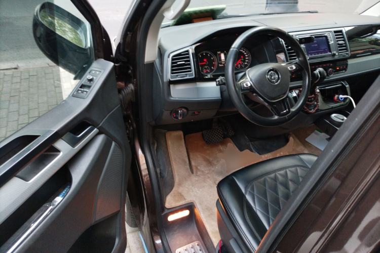 Used Volkswagen Multivan 2016 2.0 TSI Two-Wheel Drive Luxury Edition 7 Seats