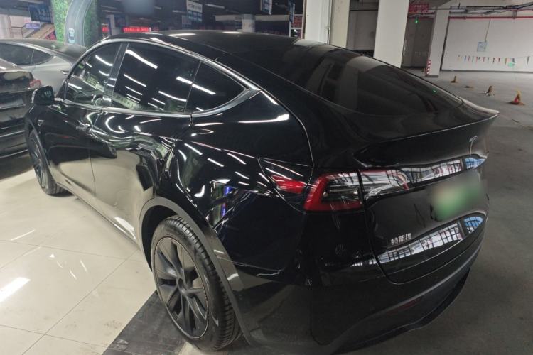 Used Tesla Model Y 2023 Rear-Wheel-Drive Version