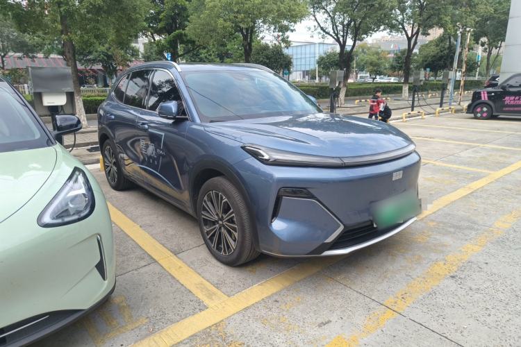 Used Geely Galaxy Galaxy Xingjian 7 EM-i 2025 120km Flagship Edition
