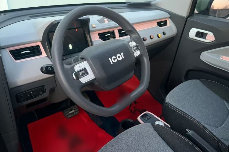 Used Chery QQ Ice Cream 2022 120km Conical Shape Lithium Iron Phosphate