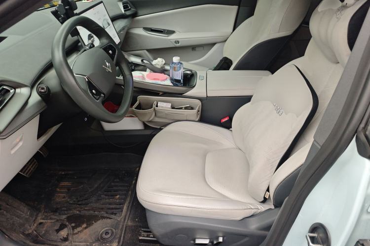 Used ARCFOX Alpha S5 2024 560MAX 185kW Left Front Seat