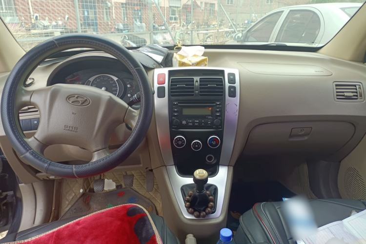 Used Hyundai Tucson 2009 2.0L Manual Two-Wheel Drive Fashion Edition
