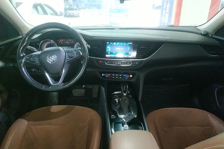 Used Buick Regal 2019 20T Elite Version China V Standard Center Console