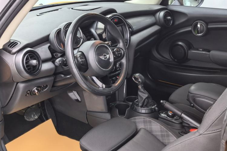 Used MINI 2016 1.5T COOPER
