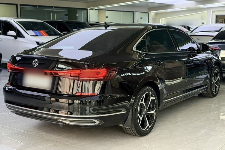 Used Volkswagen Passat 2023 330TSI Starry Elite Edition Exterior 5