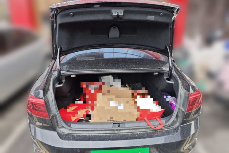 Used Volkswagen Magotan 2020 330TSI DSG Leading Model Trunk