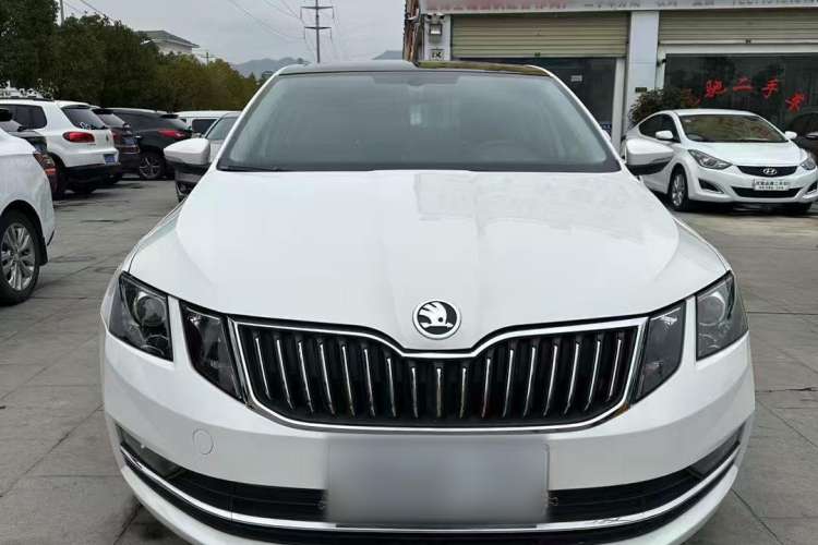 Used Skoda Octavia 2019 TSI230 DSG Luxury Edition
