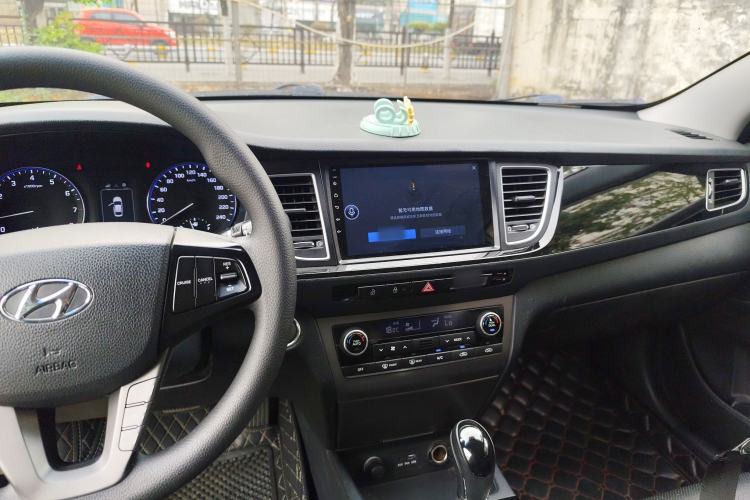 Used Hyundai Mistra 2014 1.8L Automatic Smart GLS