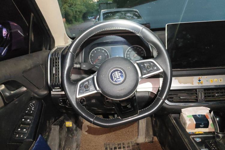 Used BYD Tang 2018 2.0T Automatic Smart Connect Prestige 7-Seater China V Standard