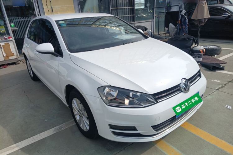 Used Volkswagen Golf 2016 1.6L Automatic Fashion Model