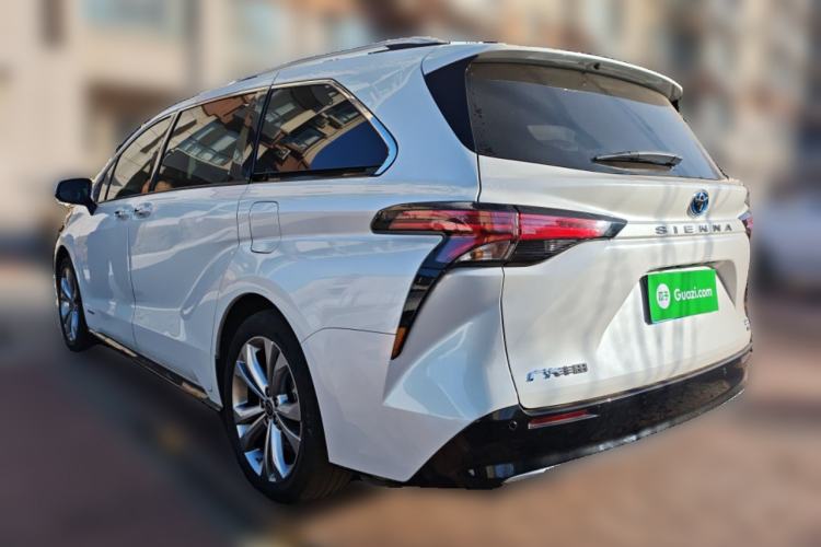Used Toyota SIENNA 2023 2.5L Hybrid Deluxe Edition Rear Left 45 Deg