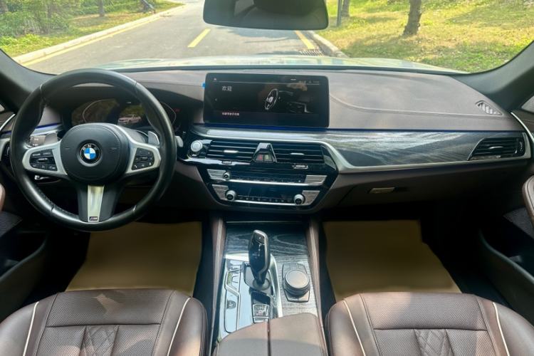 Used BMW 5 Series 2022 Restyled 530Li Leading Edition M Sport Package
