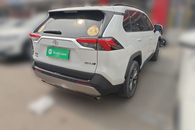 Used Toyota RAV4 2023 2.0L CVT Two-Wheel Drive Fashion Plus Edition Rear Right 45 Deg