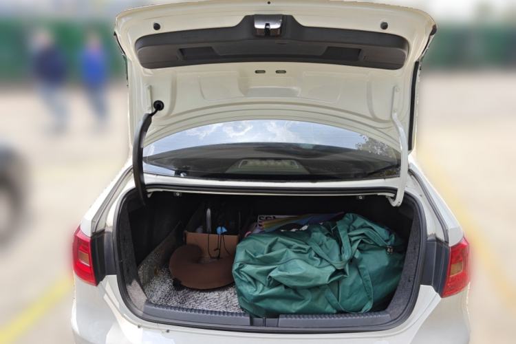 Used Volkswagen Sagitar 2012 1.4TSI Automatic Luxury Edition Trunk