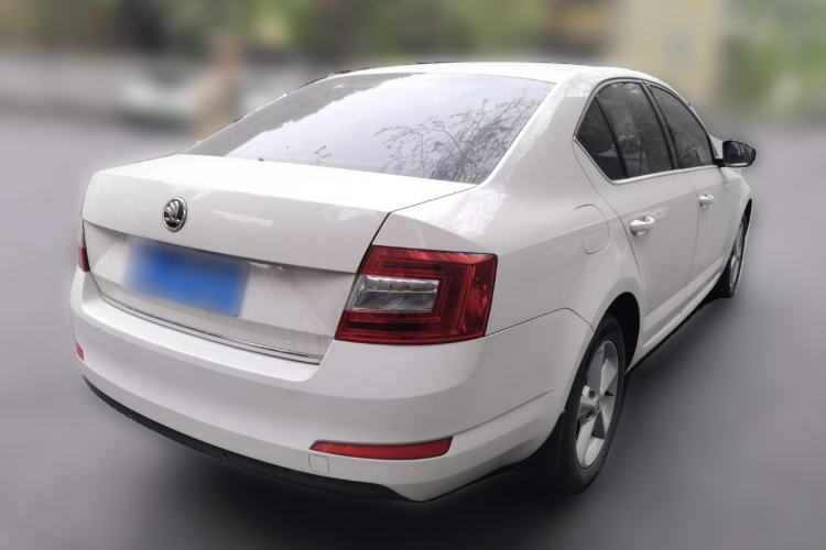 Used Skoda Octavia 2015 1.6L Manual Yijun Edition
