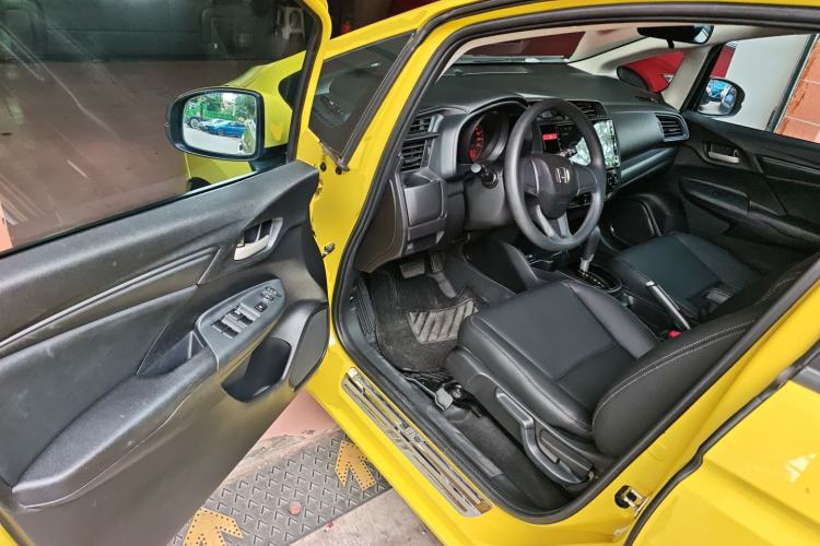 Used Honda Fit 2014 1.5L LX CVT Comfort Model