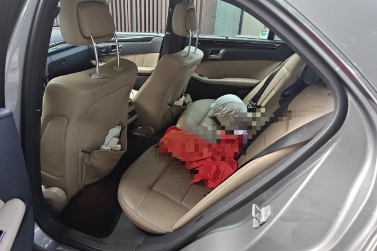 Used Mercedes-Benz E-Class 2010 E 260 CGI Fashion Model