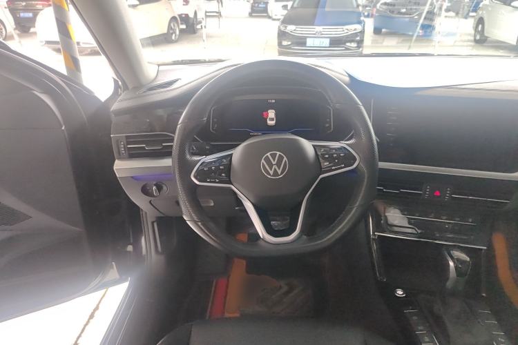 Used Volkswagen Passat 2022 330TSI Luxury Edition
