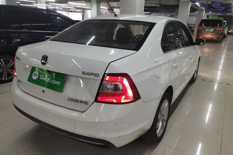 Used Skoda Rapid 2018 1.6L Automatic Comfort Edition Rear Right 45 Deg