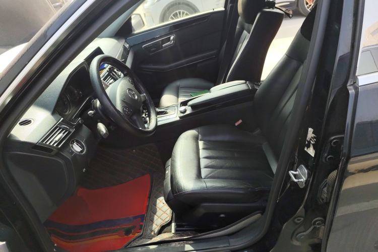 Used Mercedes-Benz E-Class 2010 E 200 CGI Elegant Model Left Front Seat