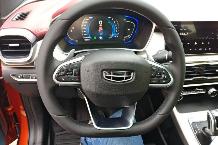 Used Geely Auto Coolray 2019 Sport Model 260T DCT Battle China V Standard Steering Wheel