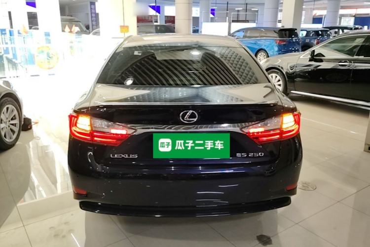 Used Lexus ES 2015 200 Elite Edition
