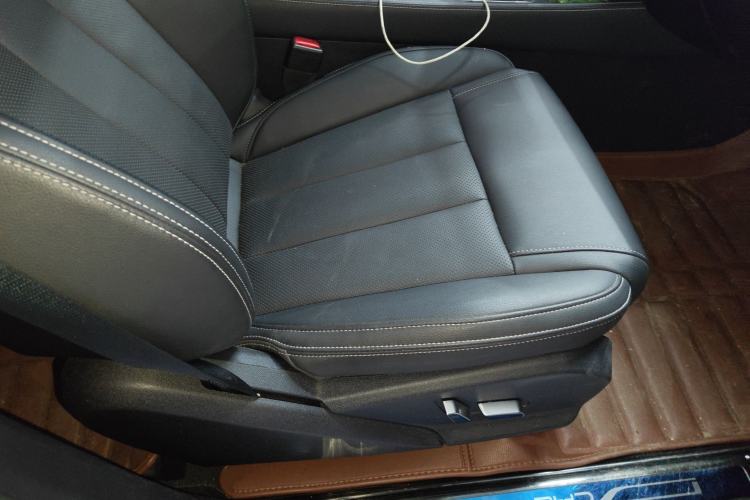 Used BYD Tang 2018 2.0T Automatic SmartConnect Prestige 7-Seater China V Standard