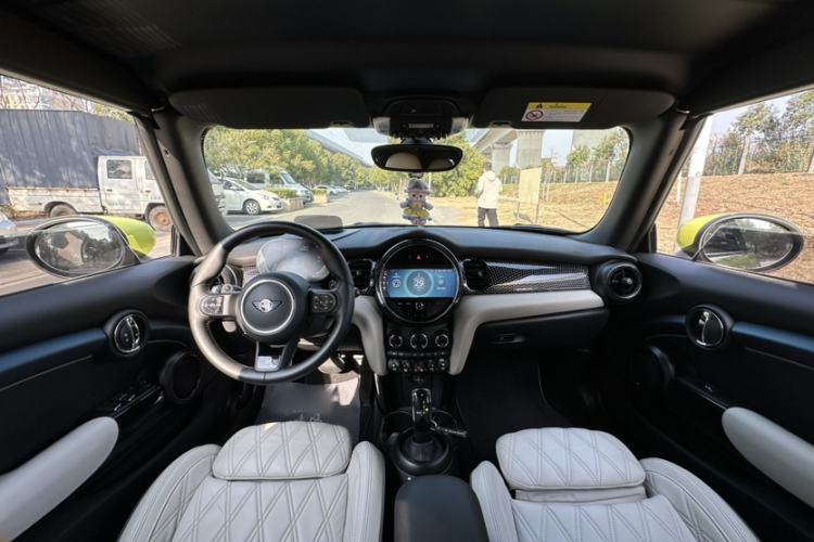 Used MINI MINI 2022 Revised 2.0T COOPER S CABRIO Sidewalk
