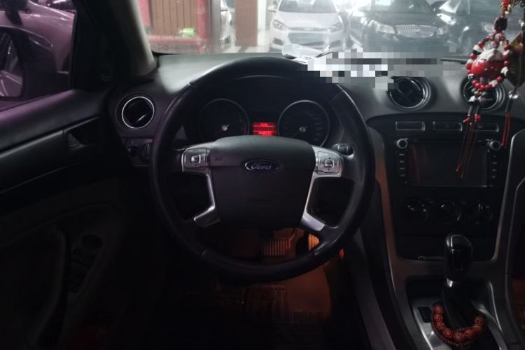 Used Ford Mondeo 2013 2.3L Fashion Edition Steering Wheel