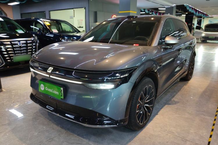 Used Zeekr 7X 2025 100 kWh Long-Range Rear-Wheel Drive with Intelligent Driving Features