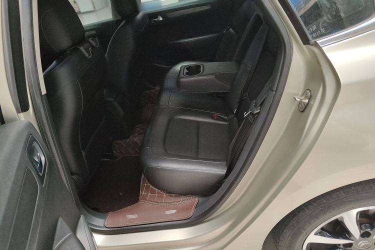 Used Citroen C4 Sega 2016 1.6L Manual Luxury Model
