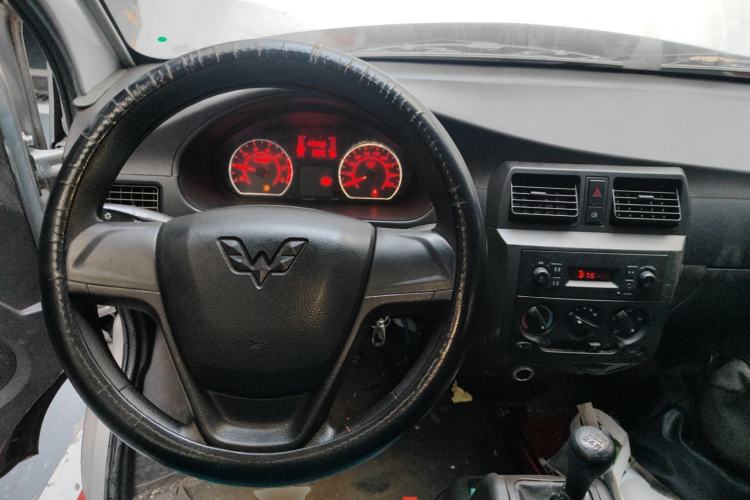 Used Wuling Rongguang 2021 1.5L Extended Standard Version with Air Conditioning – L3C