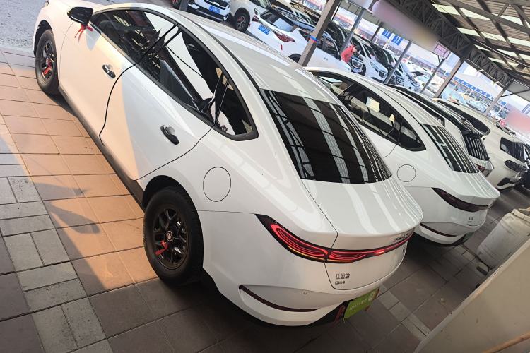 Used BYD Qin PLUS 2025 DM-i Smart Drive 55KM Leading Model
