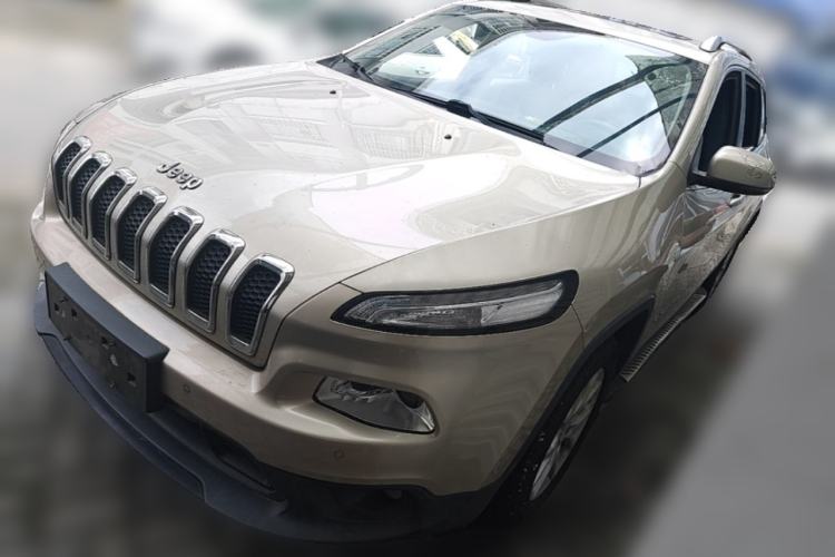 Used Jeep Cherokee 2016 2.4L Leading Edition Guazi used car, China used car export, Used car for sale, Used  cars, Cheapest cars for sale