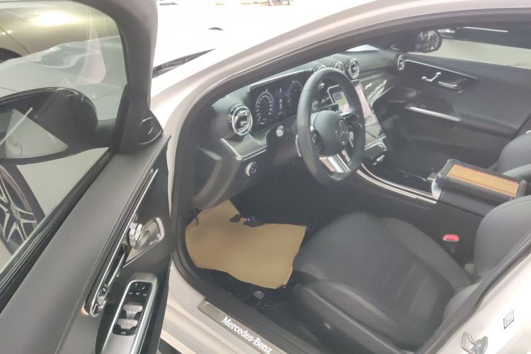 Used Mercedes-Benz C-Class 2024 Facelift C 260 L Night Edition Sport Version
