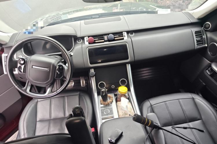 Used Land Rover Range Sport 2018 3.0 SC V6 HSE DYNAMIC Center Console