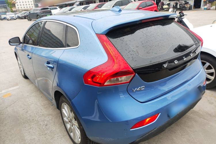 Used Volvo V40 2015 1.6T Zhiya Edition Rear Left 45 Deg