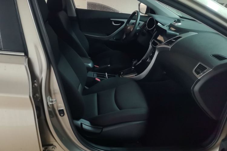Used Hyundai Elantra (5th Generation / Langdong) 2016 1.6L Automatic Prestige Model Right Front Seat