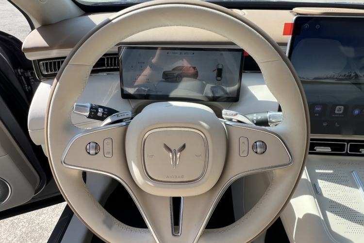 Used VOYAH FREE 2025 Model FREE+ Four-Wheel-Drive Qiankun Edition