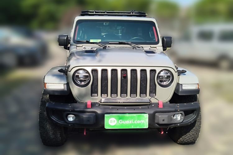 Used Jeep Wrangler 2019 2.0T Sahara Four-Door Version China VI Emission Standard